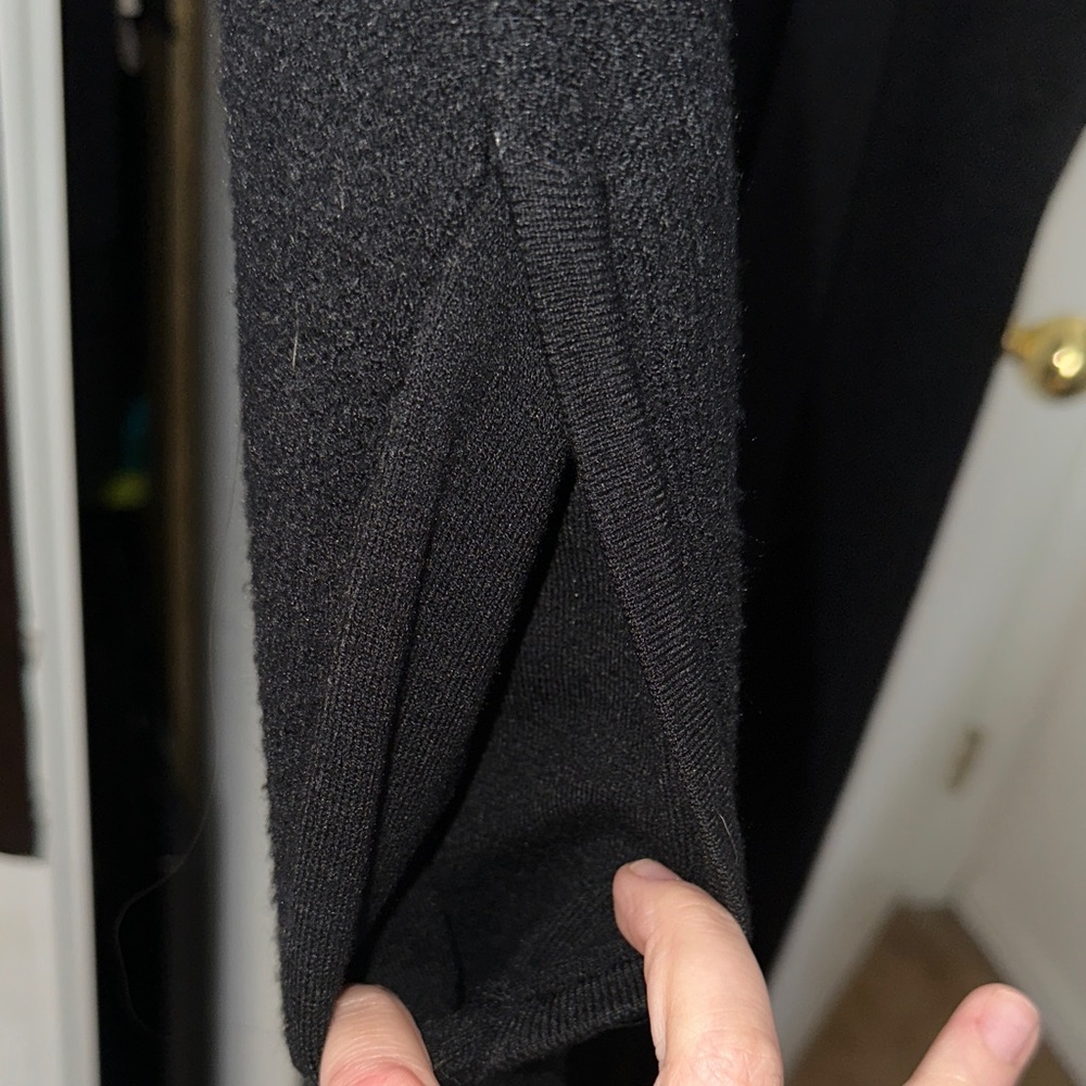 Banana Republic Black Long Cardigan - Picture 4 of 4